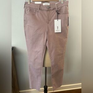 Skinnygirl Lavender Skinny Ankle Jeans    NWT